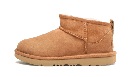 classic-ultra-mini-boot-chestnut-enfant-basketsold