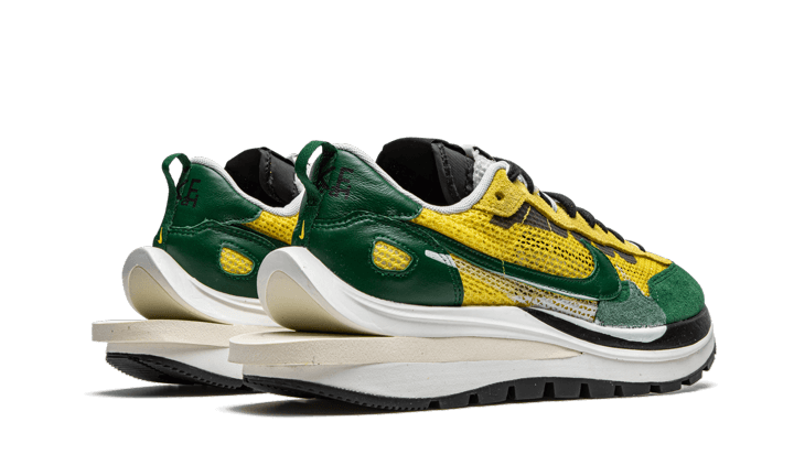 vaporwaffle-sacai-tour-yellow-stadium-green-basketsold