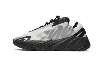 yeezy-700-mnvn-bone-basketsold