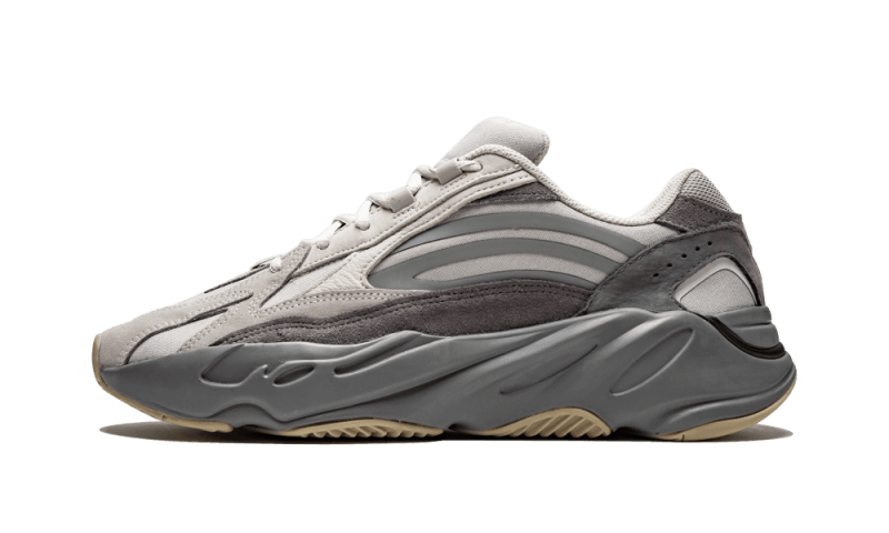 yeezy-700-v2-tephra-basketsold