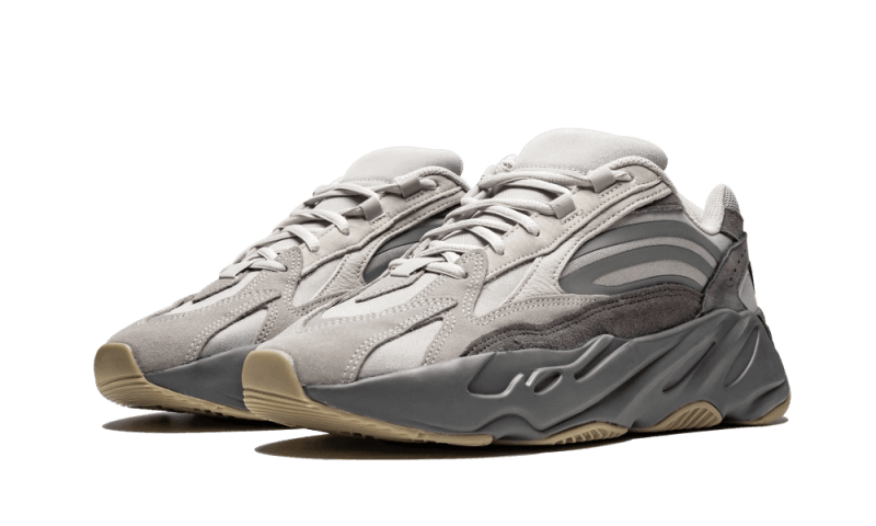 yeezy-700-v2-tephra-basketsold