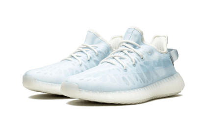 yeezy-boost-350-v2-mono-ice-basketsold