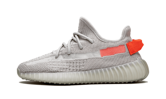 yeezy-boost-350-v2-tail-light-basketsold