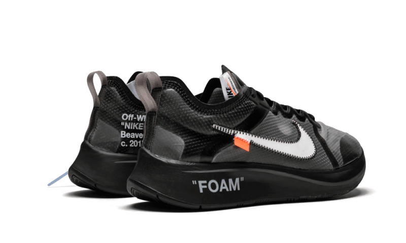 zoom-fly-off-white-black-silver-basketsold